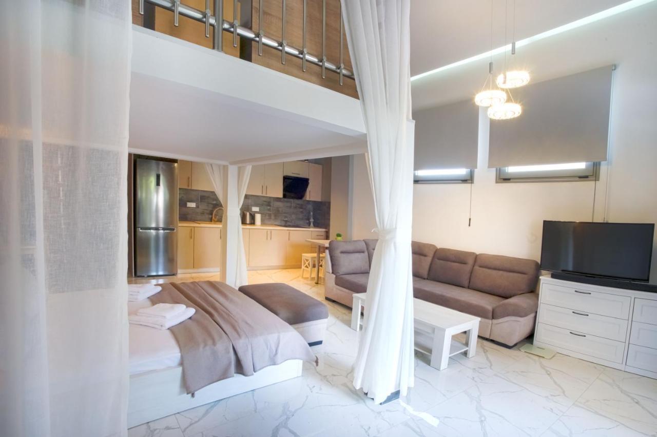 Aelia Loft Apartments, 100M From Beach, Vesta Philoxenia Полихроно Екстериор снимка